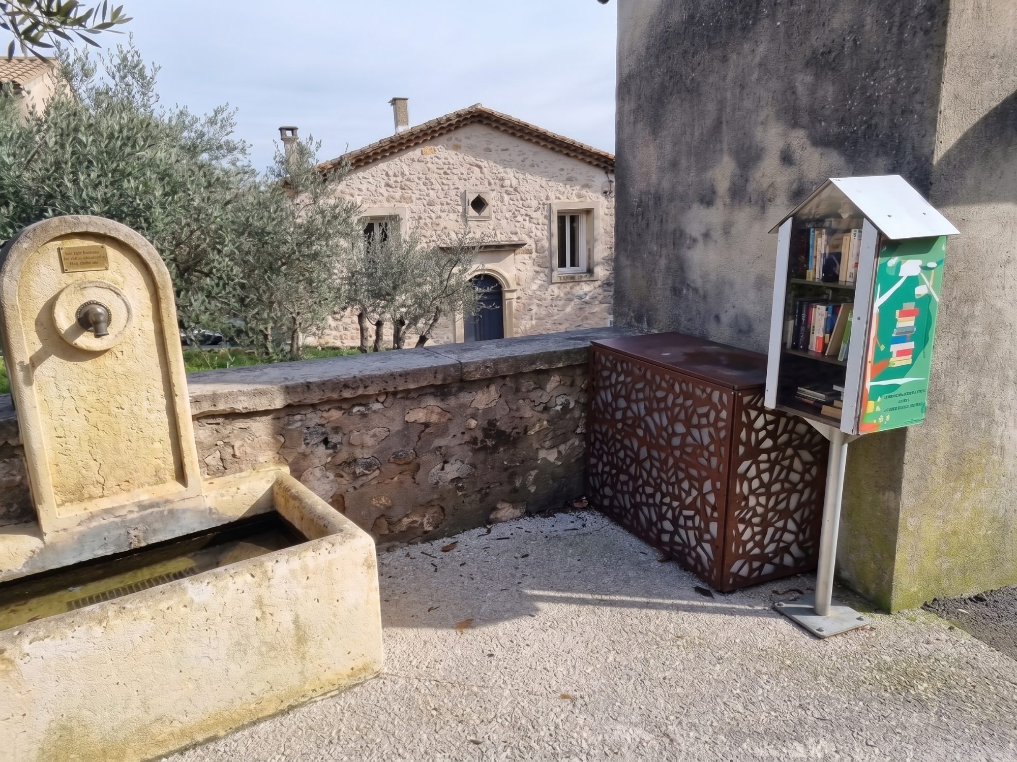 Boîte à livre du vieux village