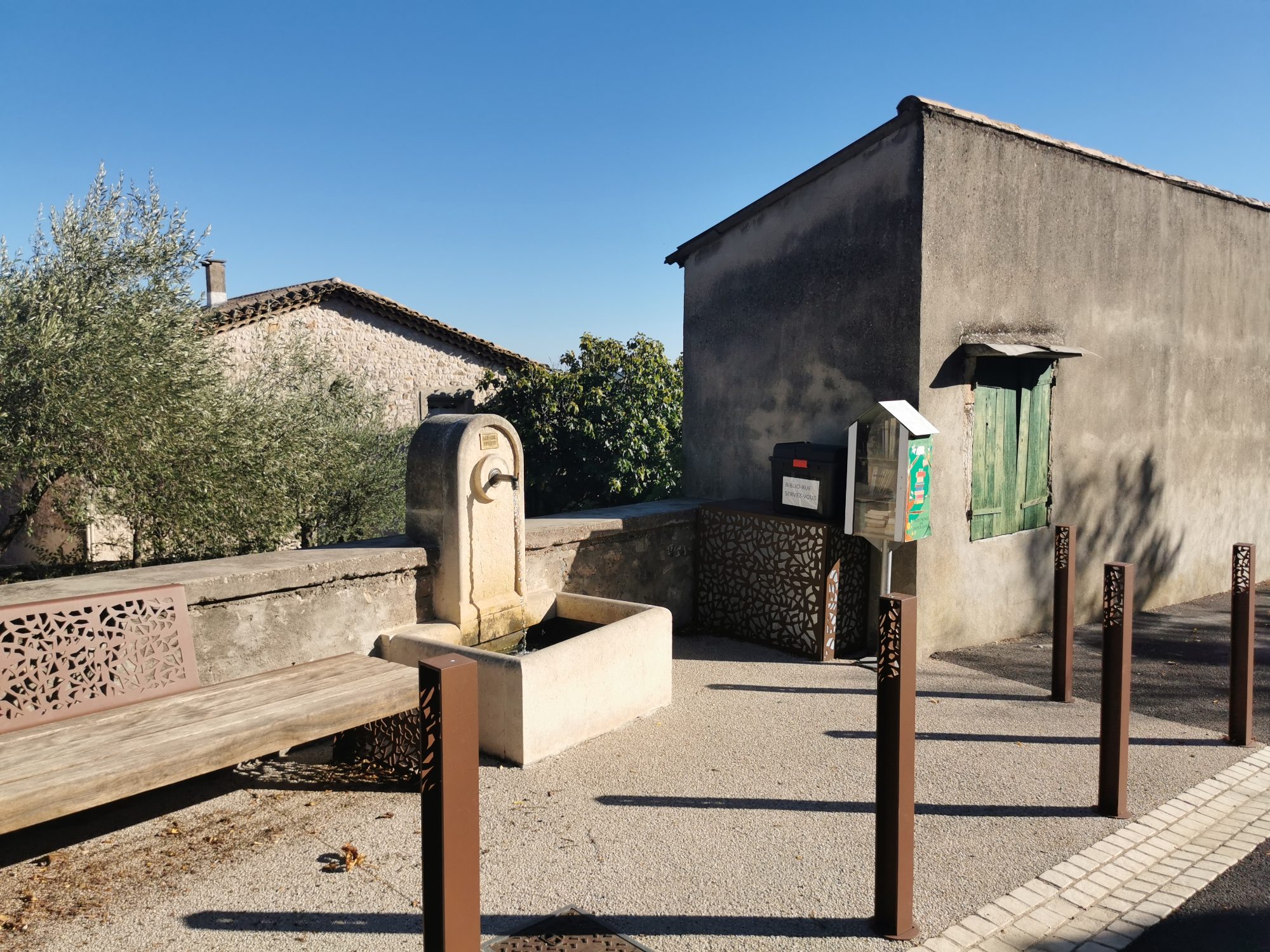 Boîte à livre du vieux village