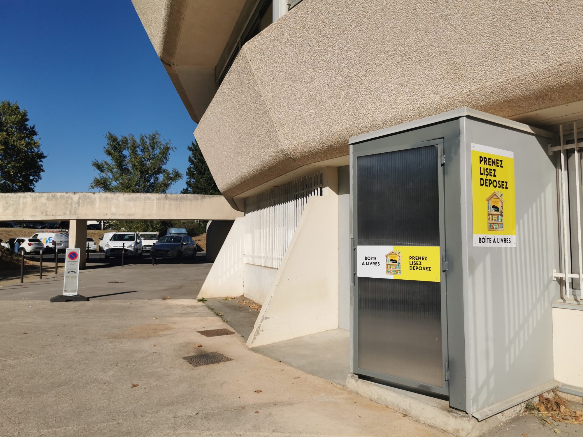 Boîte à livre mairie