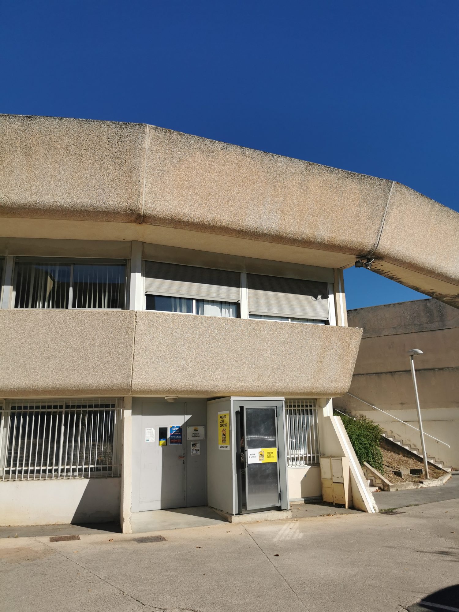 Boîte à livre mairie